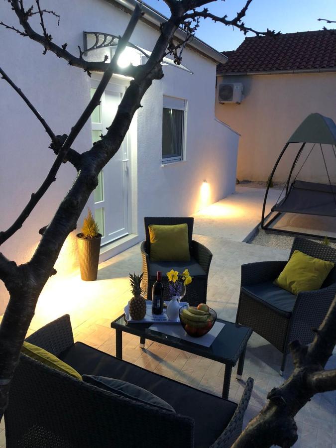 Apartman Ana Apartment Crno Exterior foto