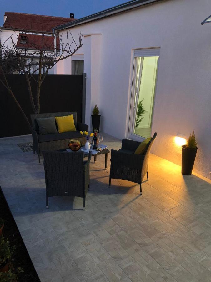 Apartman Ana Apartment Crno Exterior foto