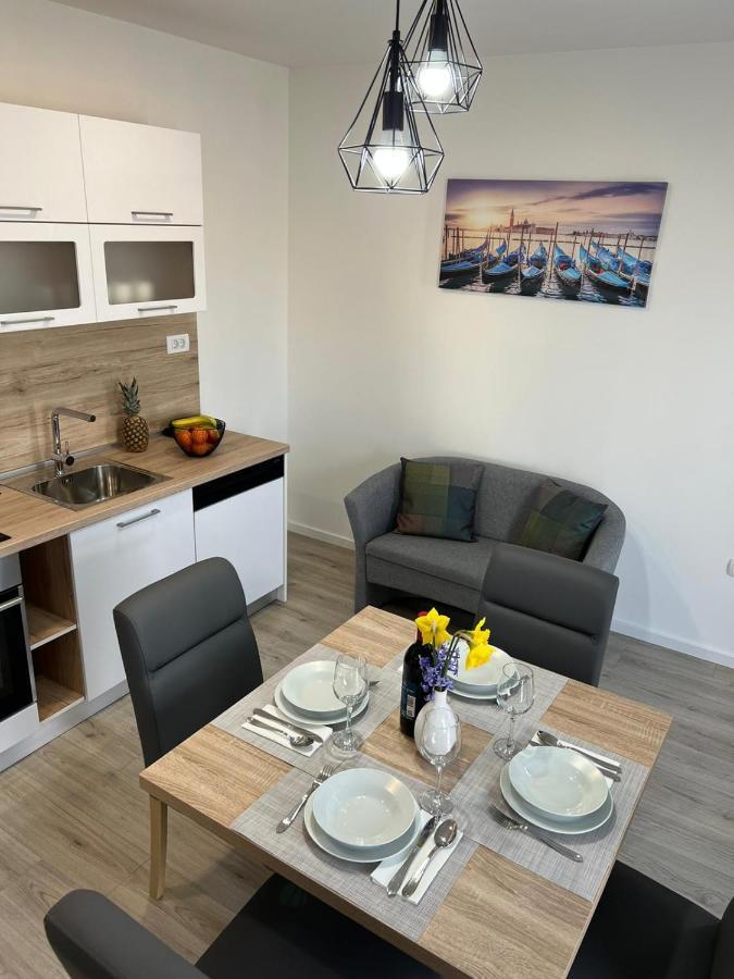 Apartman Ana Apartment Crno Exterior foto