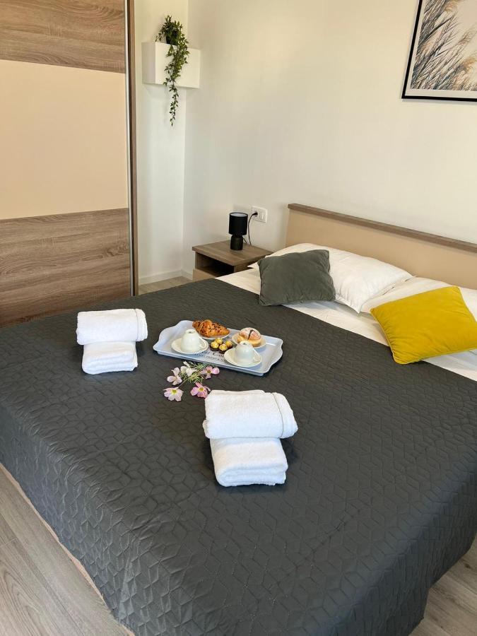 Apartman Ana Apartment Crno Exterior foto