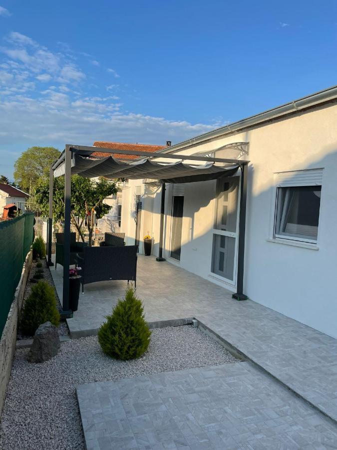 Apartman Ana Apartment Crno Exterior foto