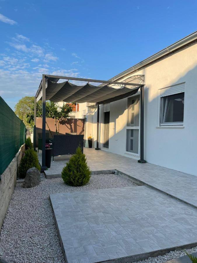 Apartman Ana Apartment Crno Exterior foto
